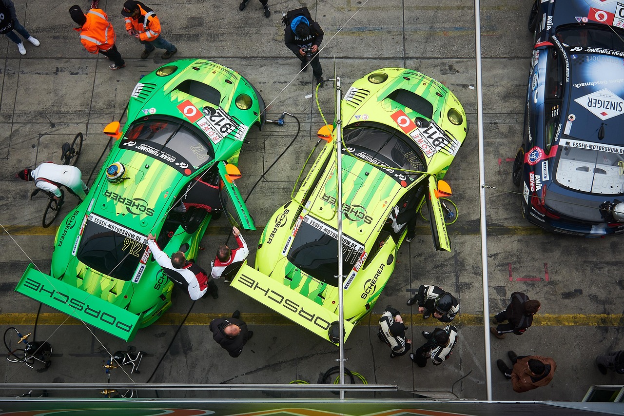 实名微信号批发：短信如何帮助出租车司机与客户联系？