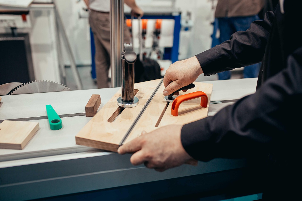 日税樱桃魔鬼:腾讯微博账号怎么申请注册