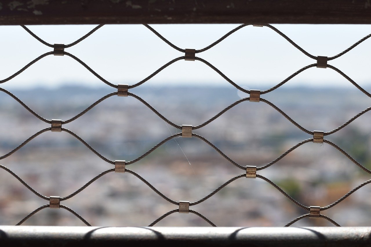 卖vx的网站：企业服务平台代理佣金